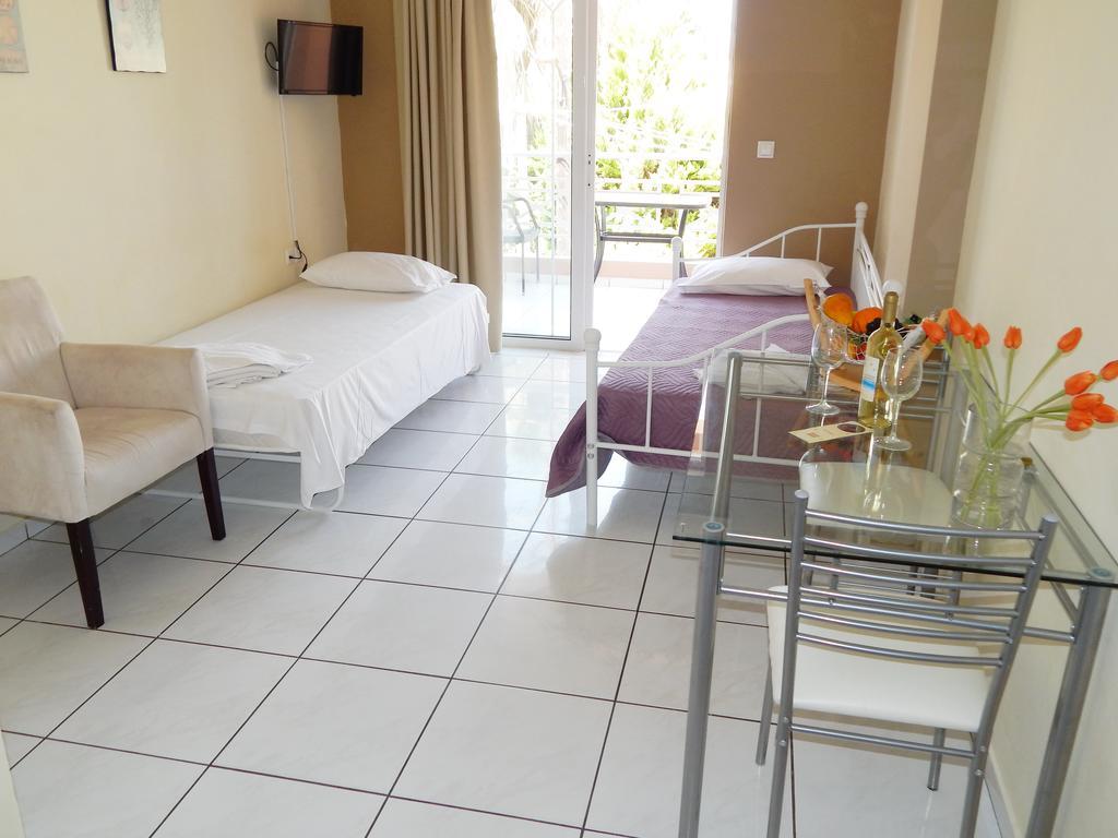 Apollon Studios & Apartments Platanias  Exterior photo